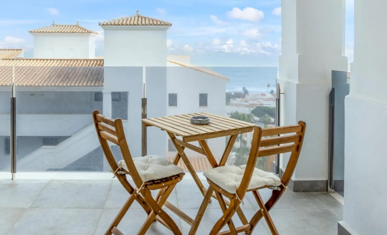 Luxurious Apartment With Sea Views Blue Suites B2-103 마닐바 홈스테이