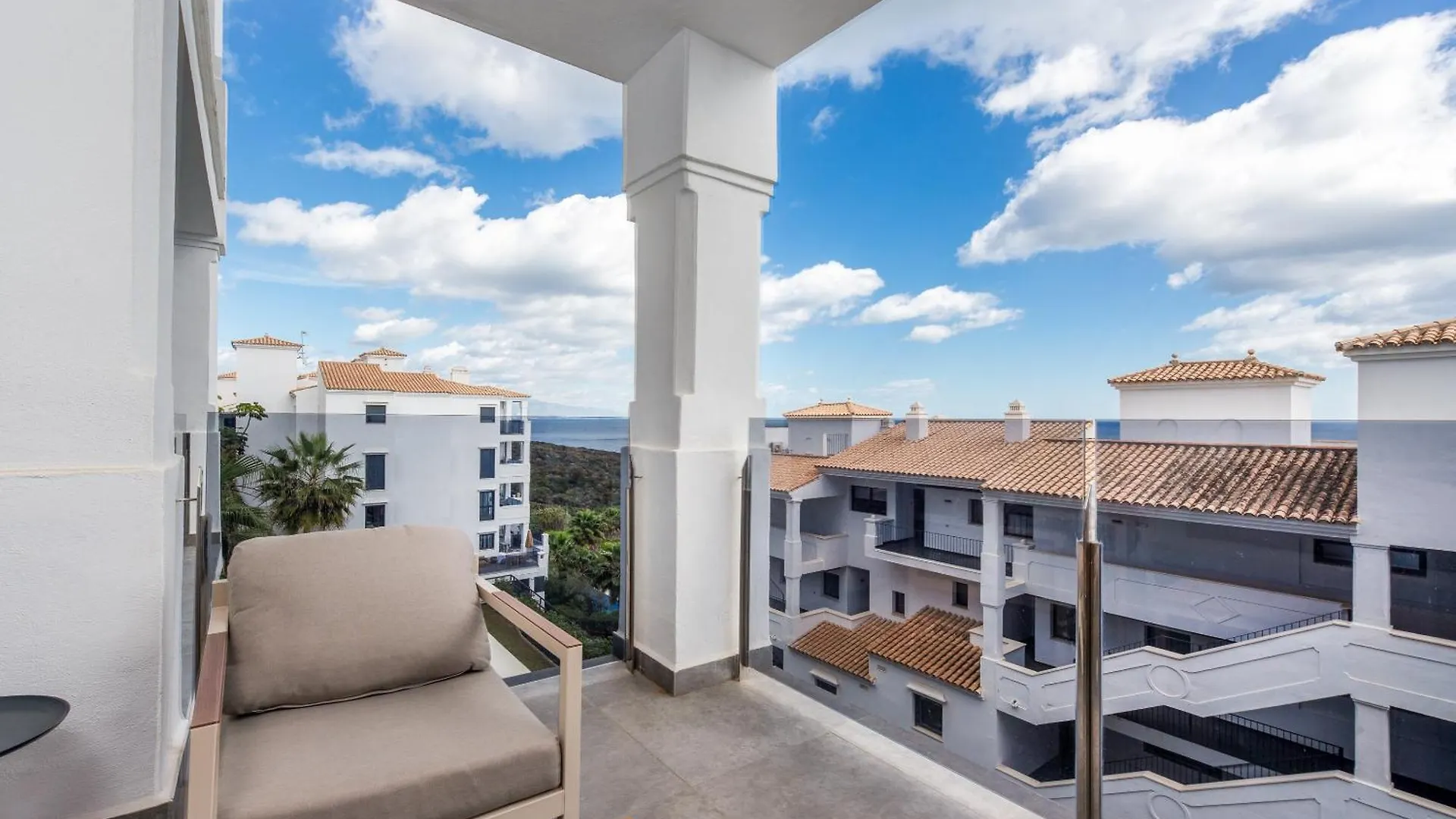 Luxurious Apartment With Sea Views Blue Suites B2-103 마닐바 0*,